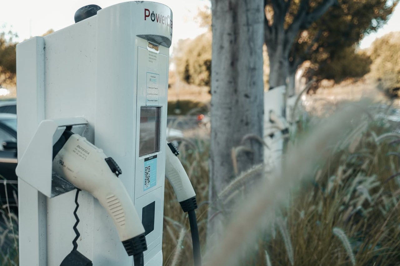 Photo by Kindel Media: https://www.pexels.com/photo/ev-charger-in-california-usa-9800004/